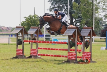 Elizabeth Gray commands victory in the Equissage Pulse Senior British Novice Second Round at Norfolk Show Jumping Club with Corbanna Z Elizabeth Gray commands victory in the Equissage Pulse Senior British Novice Second Round at Norfolk Show Jumping Club with Corbanna Z